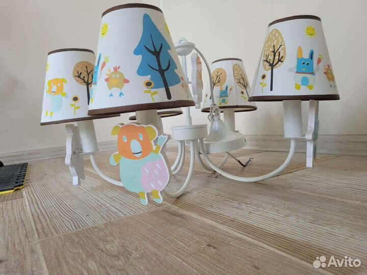 Люстра в детскую комнату и бра