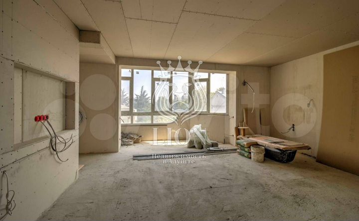 3-к. квартира, 122 м², 5/9 эт.