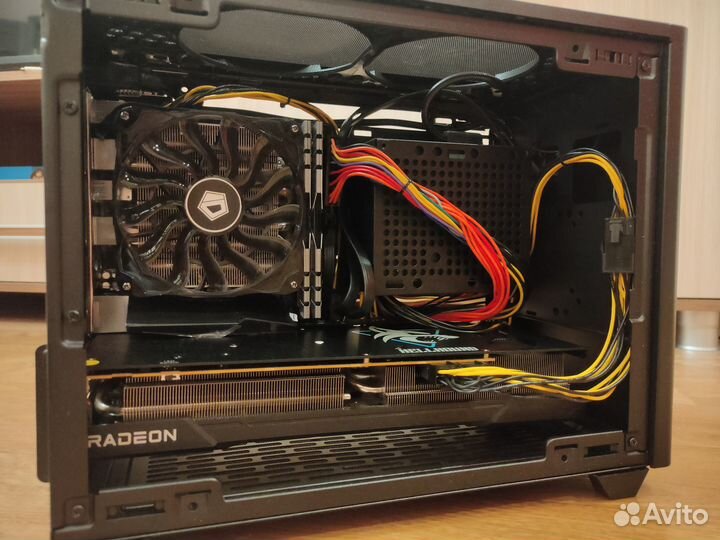 Корпус Cooler Master NR200P