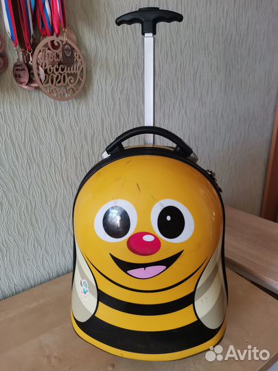 Детский чемодан для девочки