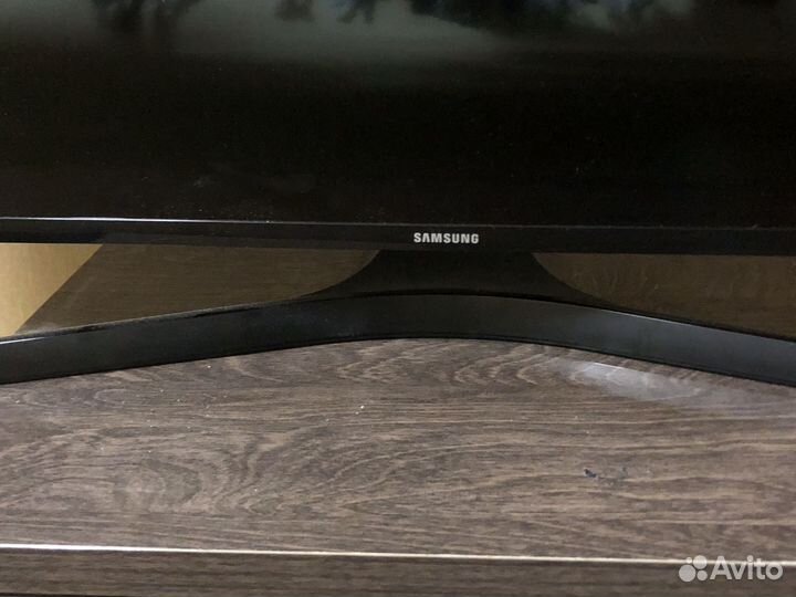 Телевизор samsung