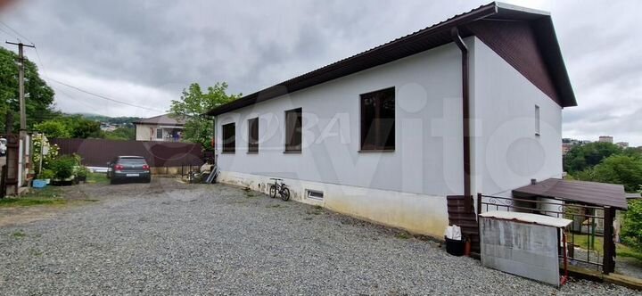 Дом 423,9 м² на участке 9,6 сот.