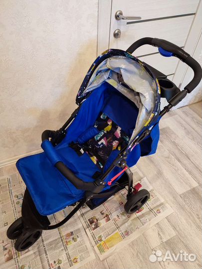 Прогулочная коляска