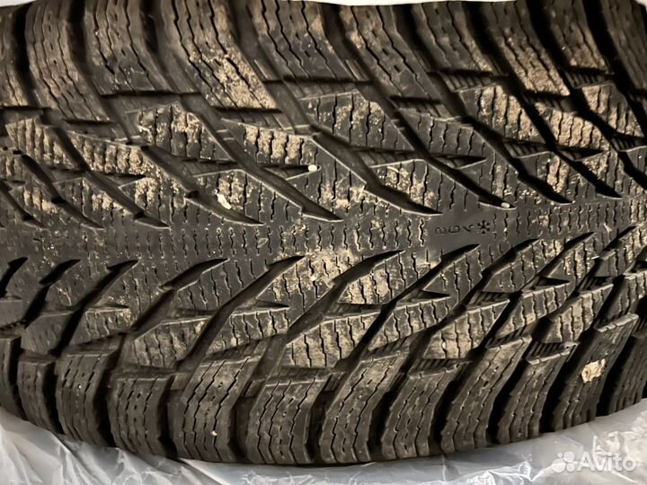 Nokian Tyres Hakkapeliitta R3 285/45 R22 114T