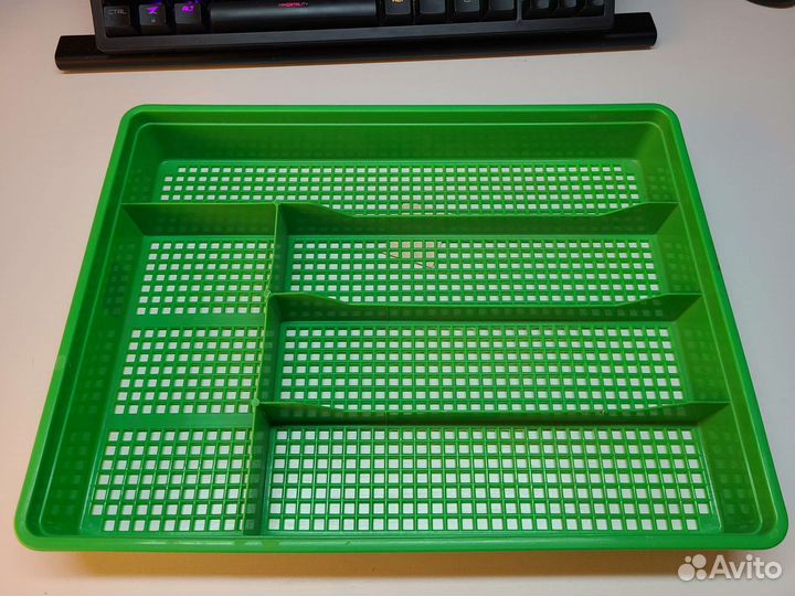 Лоток для столовых приборов