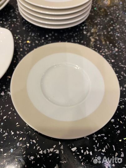 Набор блюдец