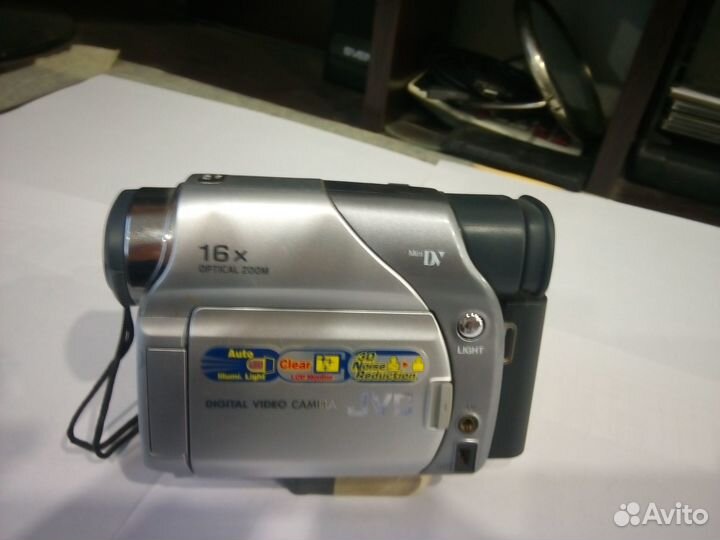 Видеокамера JVC GR-D33ER