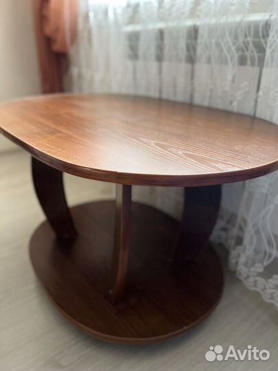 Стол журнальный на коликах