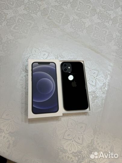 iPhone 12, 64 ГБ