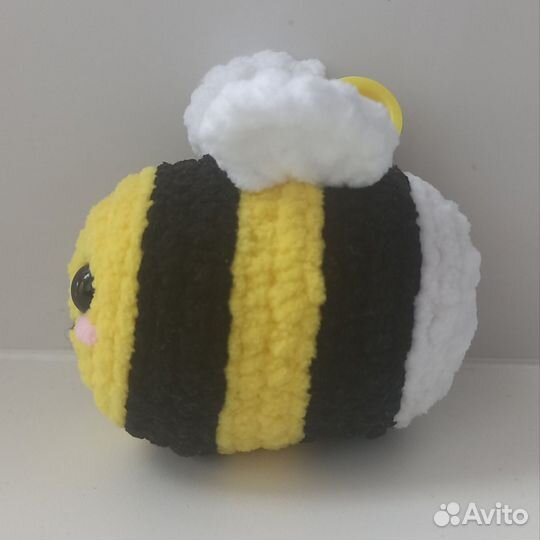 Пчёлки брелки