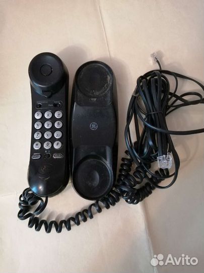 Проводные телефоны пакетом