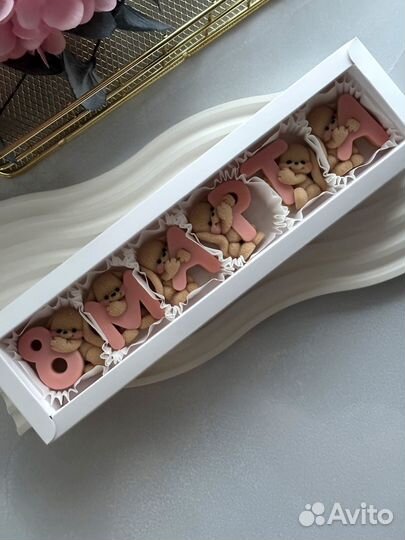 Подарок на 8 марта из шоколада