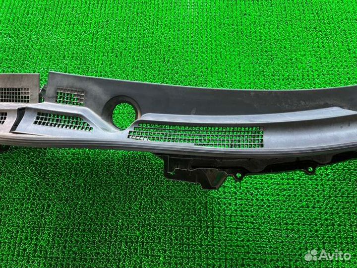 Жабо Infiniti QX70