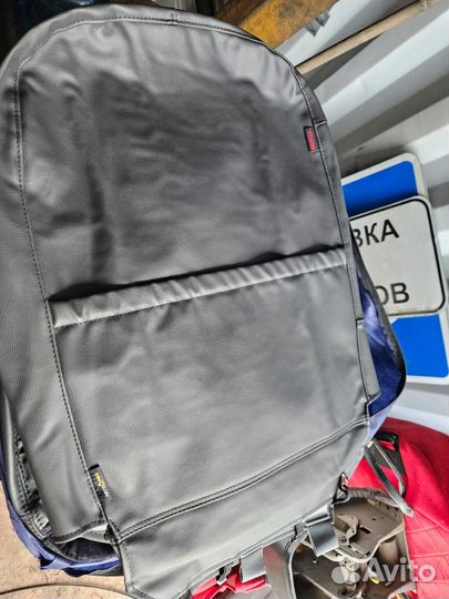 Автомобильные чехлы VW Polo