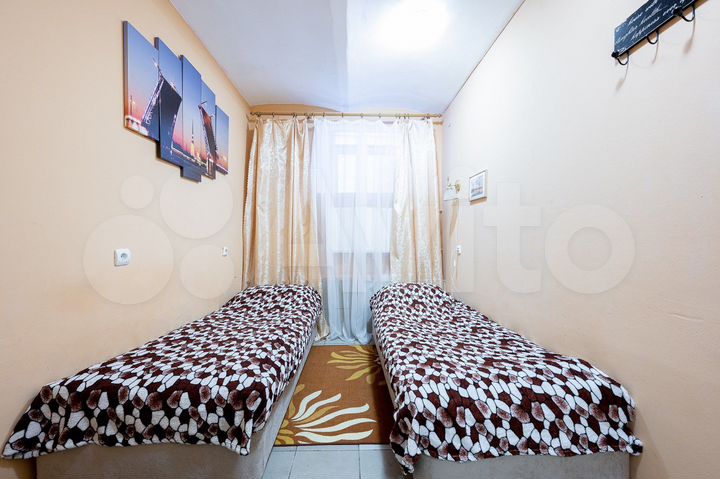 Комната 10 м², 1/6 эт.