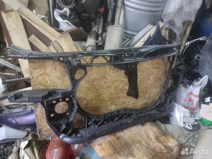 Продам телевизор Audi A4