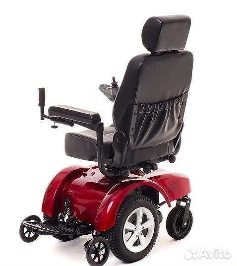 Кресло-коляска с поворотным сиденьем axis
