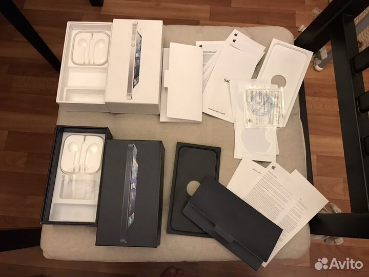 Коробки от iPhone 5