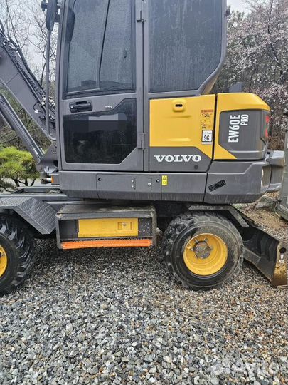 Мини-экскаватор Volvo EW 60C, 2022