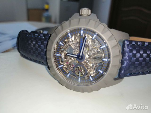 Эксклюзивные часы