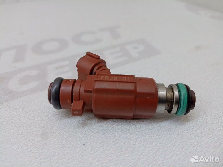 Форсунка топливная Nissan Cube Z11 CR14DE