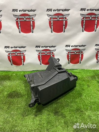 Корпус блока управления двигателем Lexus Is250