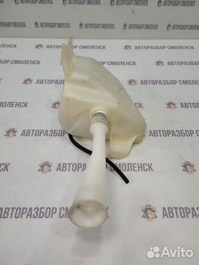 Бачок омывателя Nissan Primera P12 (2001—2008)