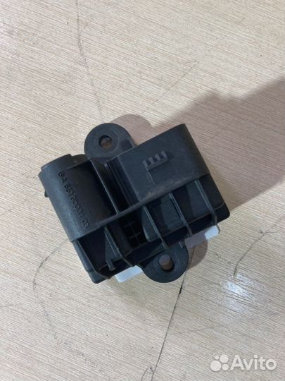 Реле свечей накала Mercedes Sprinter W906 OM651