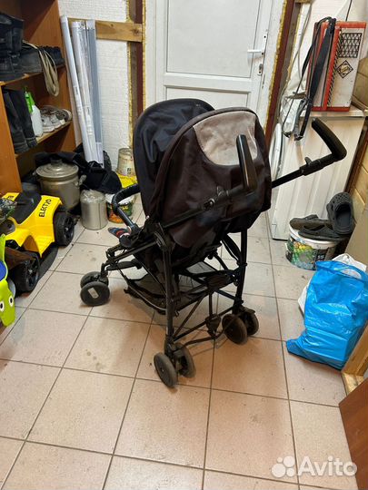 Прогулочная коляска трость Peg-Perego Pliko