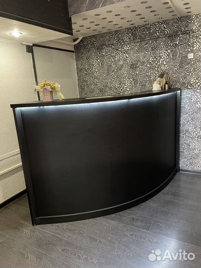 Стойка ресепшн бу