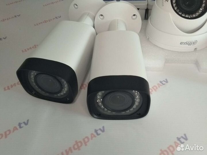 Комплект видеонаблюдения Dahua 12 камер zoom