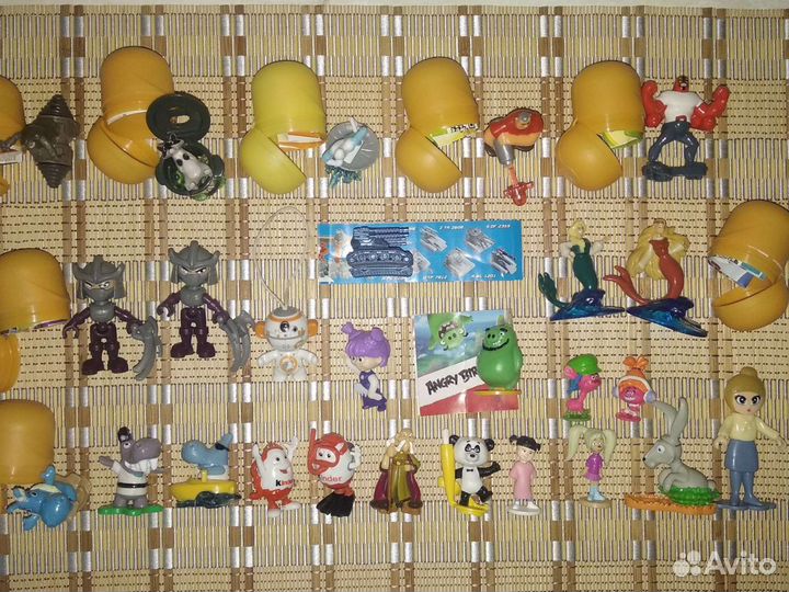 Киндеры разных лет,коробочки,вкладыши