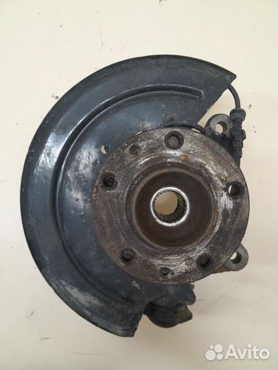 Кулак поворотный передний правый Renault Duster HSA, HSM 2012