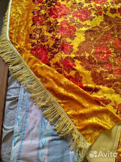 Покрывало ковёр скатерть плюшевый