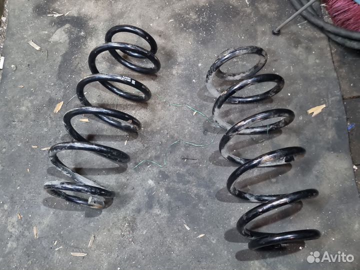 Пружины передние на фольцваген поло