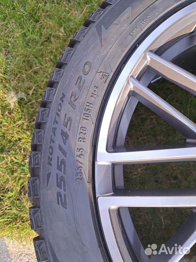 Зимняя резина pirelli на дисках 255 45 r20