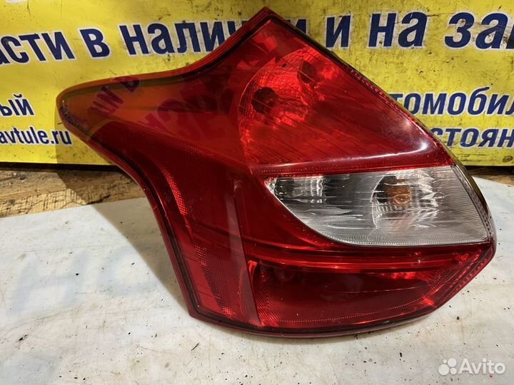 Фонарь задний левый Ford Focus 3