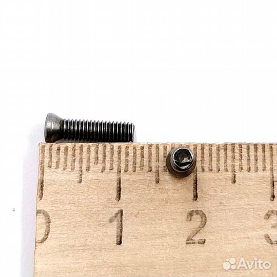 Винт М3,0х12 державки для крепления пластины torx