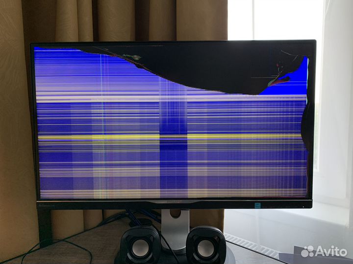 Отдам битую матрицу монитора