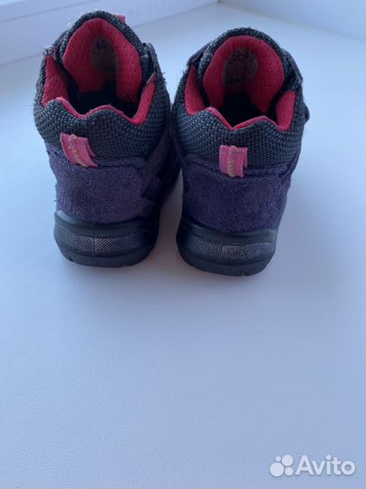 Ботинки демисезонные для девочки 22 размер