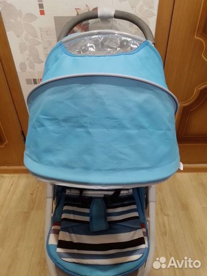 Коляска прогулочная