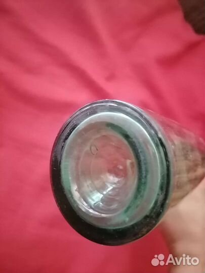 Бутылка высокая с вогнутым дном старинная