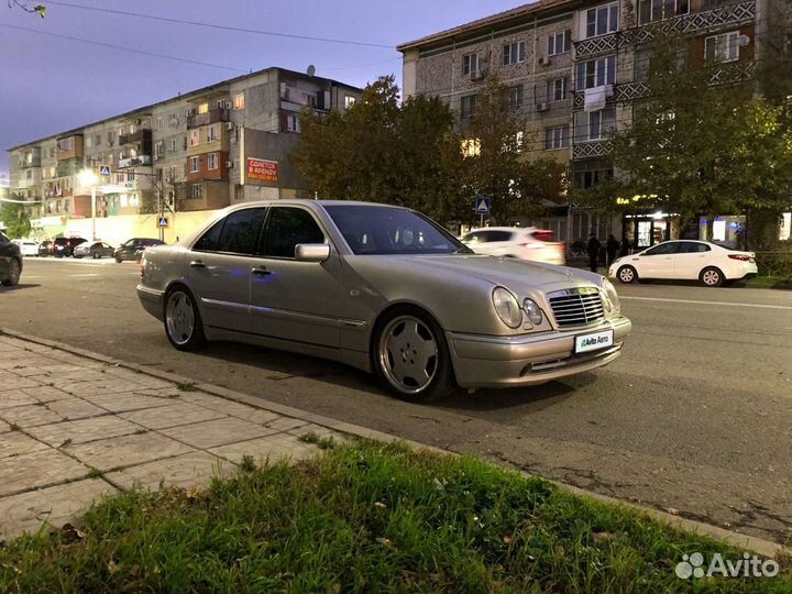 Mercedes-Benz E-класс 2.3 AT, 1997, 250 700 км