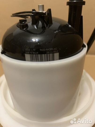 Насос топливный в бак Jaguar XF X250 2010