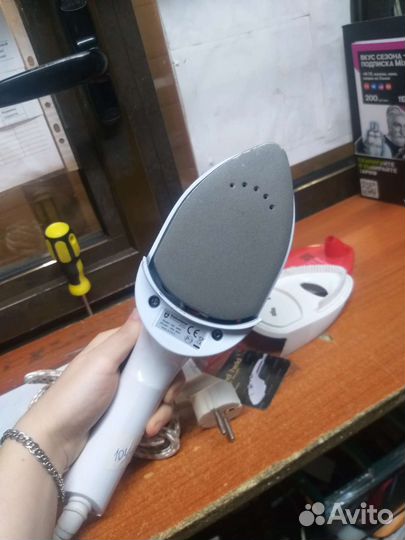 Отпариватель для одежды электрический