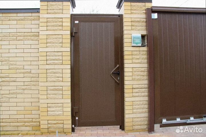Двери гаражные калитка (алюминиевая)