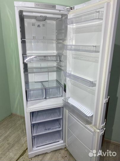 Холодильник Hotpoint-Ariston Гарантия