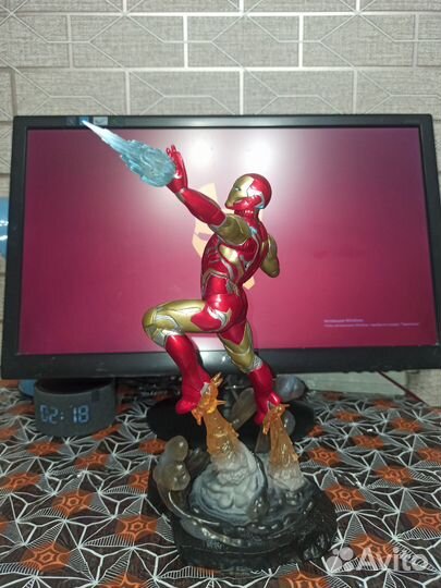 Фигурка Avengers Iron Man Diamond Select Toys