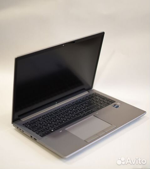 HP Zbook Fury 16 G10 i7-13850HX 64GB 1TB RTX2000Ad