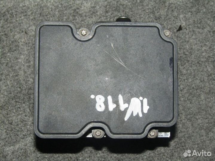 Блок ABS Мерседес 118 A1779002305